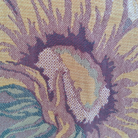 Beautiful 🌻 Pattern Throw/Blanket - Picture 8 of 8